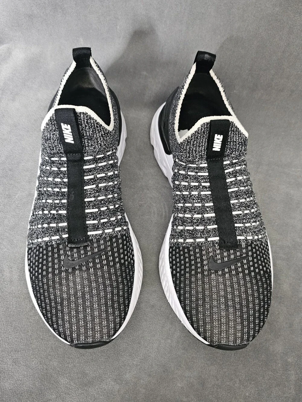Nike React Phantom Run Flyknit 2 Women's Size 6.5 Running Shoes Oreo S2-15 - Picture 2 of 7
